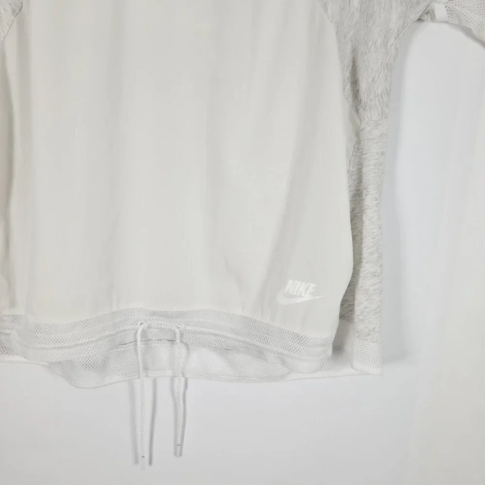 Nike White T-Shirt #74 Size S